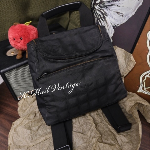 Chanel Travel Line Backpack 香奈兒中古黑色冰格書包/背包