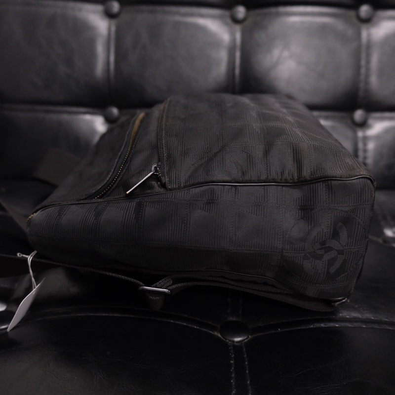 Chanel Travel Line Backpack 香奈兒中古黑色冰格書包/背包-4