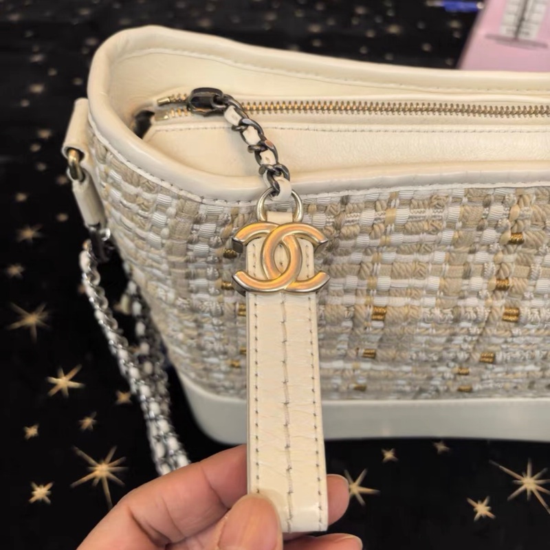 【95%新 ✨ 全網最低價!】Chanel 流浪包 米白牛皮拼燕麥色金線 格紋毛呢-2