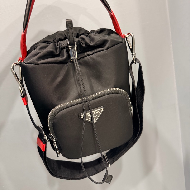 Prada 尼龍 水桶包 手提包 斜背包-0