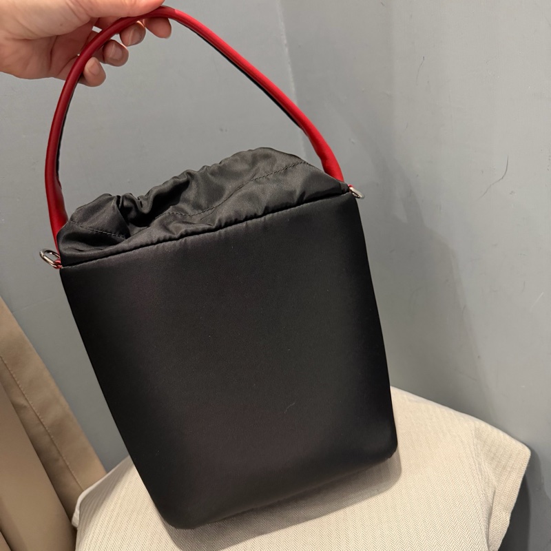 Prada 尼龍 水桶包 手提包 斜背包-2