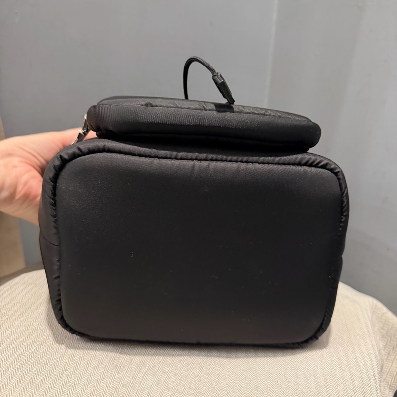 Prada 尼龍 水桶包 手提包 斜背包-6
