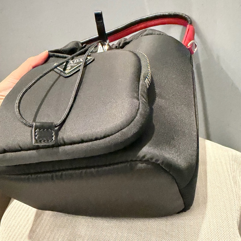 Prada 尼龍 水桶包 手提包 斜背包-8
