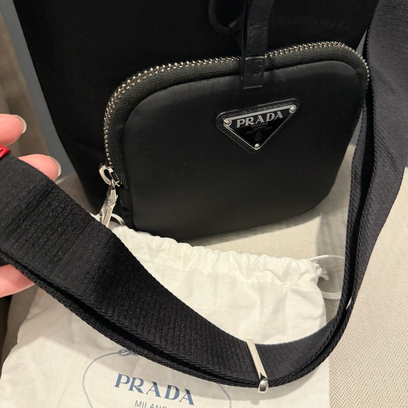 Prada 尼龍 水桶包 手提包 斜背包-19