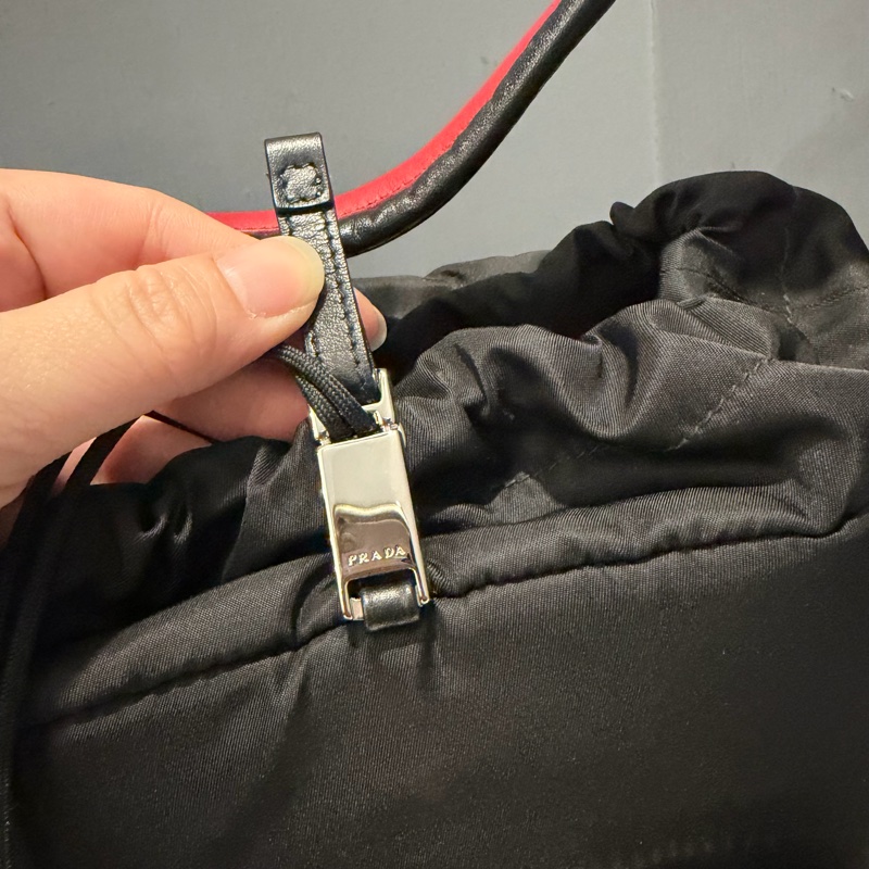 Prada 尼龍 水桶包 手提包 斜背包-23