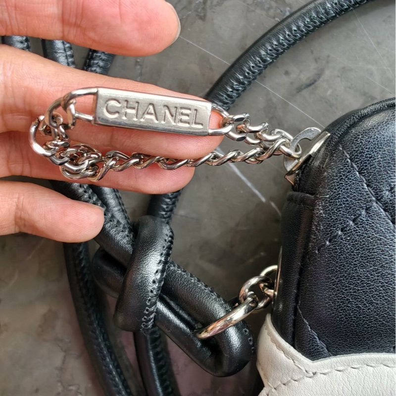【96%新 ✨ 全網最低價！】Chanel 康鵬相機包 黑白經典-7