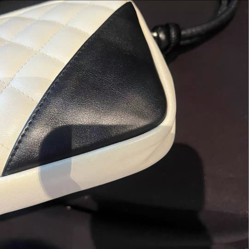 【96%新 ✨ 全網最低價！】Chanel 康鵬相機包 黑白經典-6