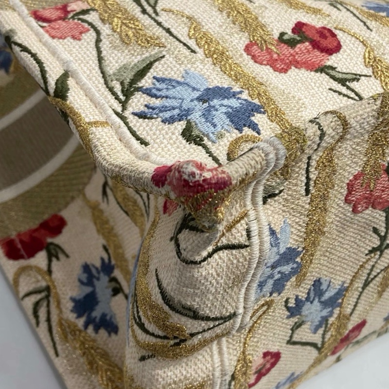 【95%新 ✨ 全網最低價！】Dior 迪奧 春節限定款扶桑花刺繡中號托特-9