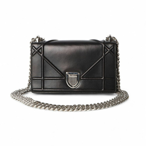 DIOR Micro Diorama 小牛皮鏈翻蓋包 M04220VKK