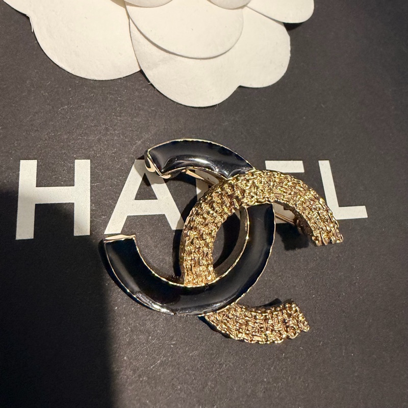 Chanel 香奈兒 24P 琺瑯拼浮雕胸針 金-3