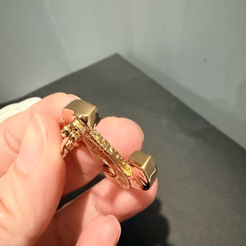 Chanel 香奈兒 24P 琺瑯拼浮雕胸針 金-7