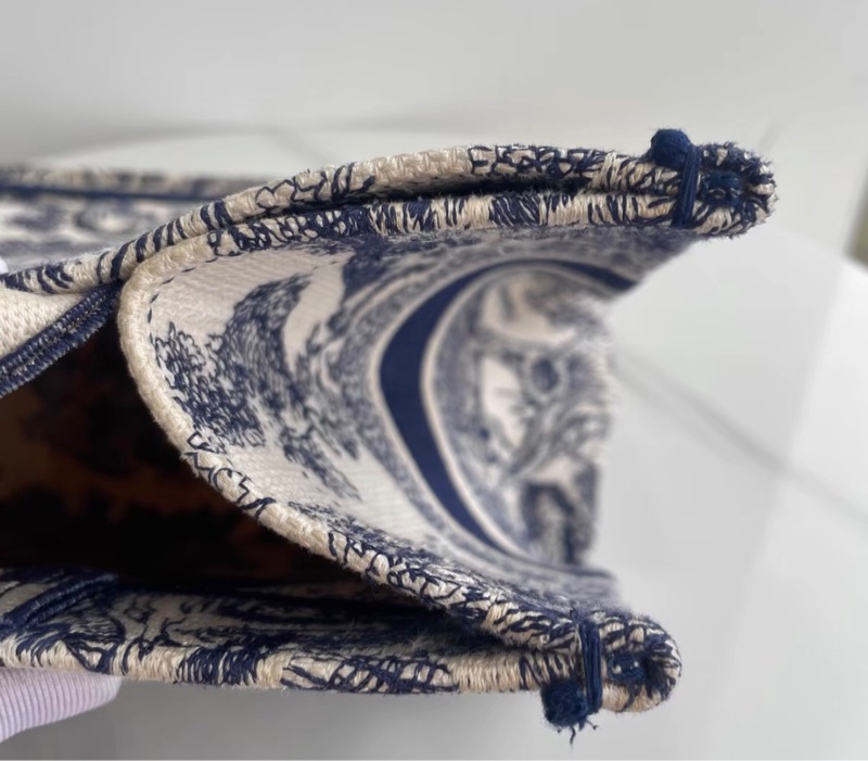 【97%新 ✨ 全網最低價！】Dior Book Tote動物園托特 中號 藍白配色-6