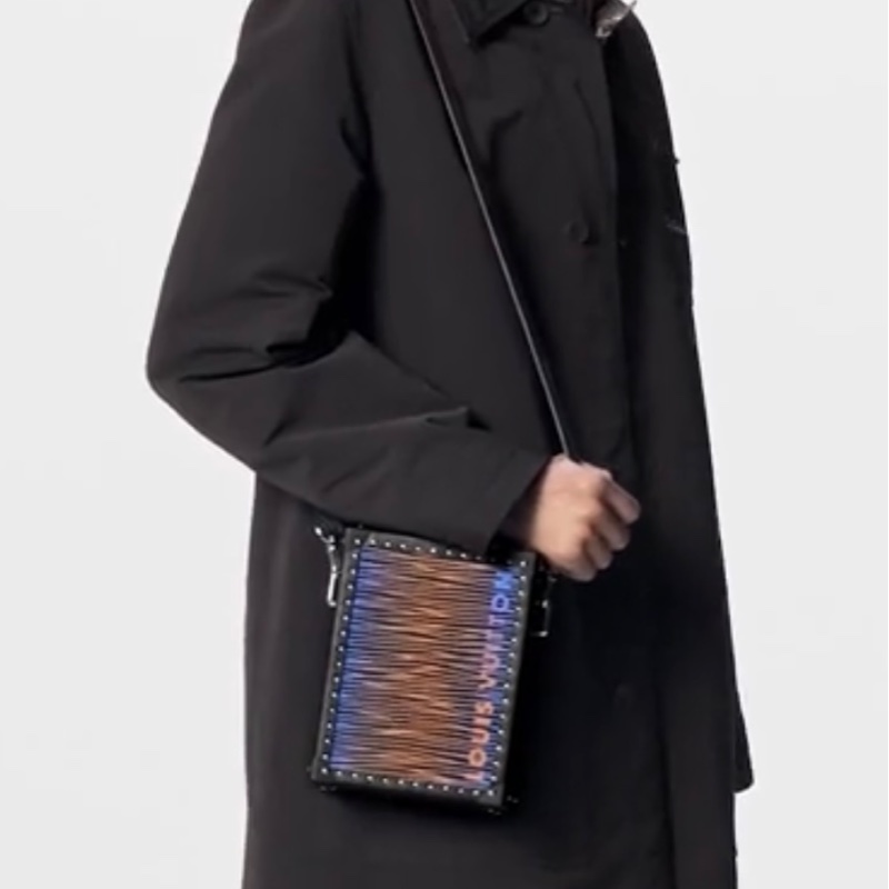 Lv M10258 Vertical Clutch Box 硬箱包-7