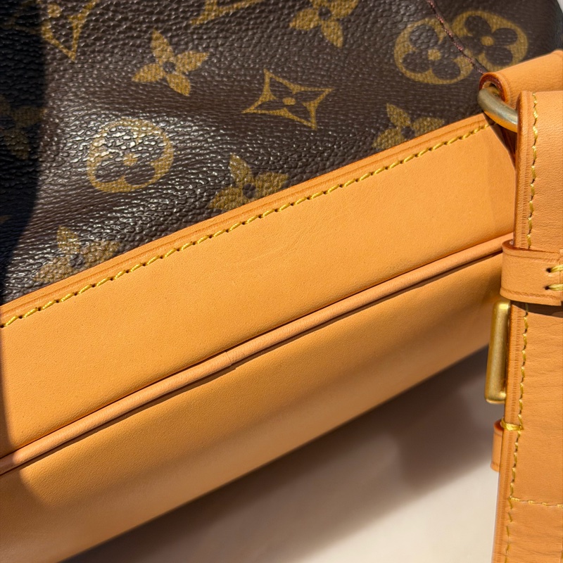 【97%新 ✨ 全網最低價!】 LV中古老花迷你雙肩包 lv小書包-10