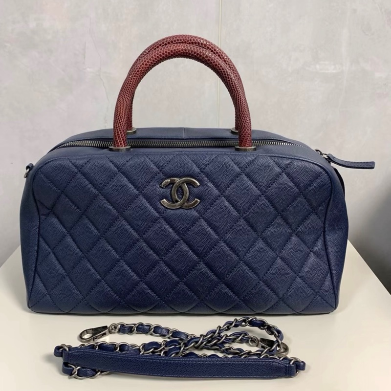 香奈兒chanel牛皮保齡球，午夜藍手提斜挎包，蜥蜴手柄23開-0