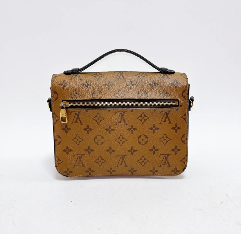 【90%新✨全網最便宜】LV Pochette Metis拼色郵差包-1