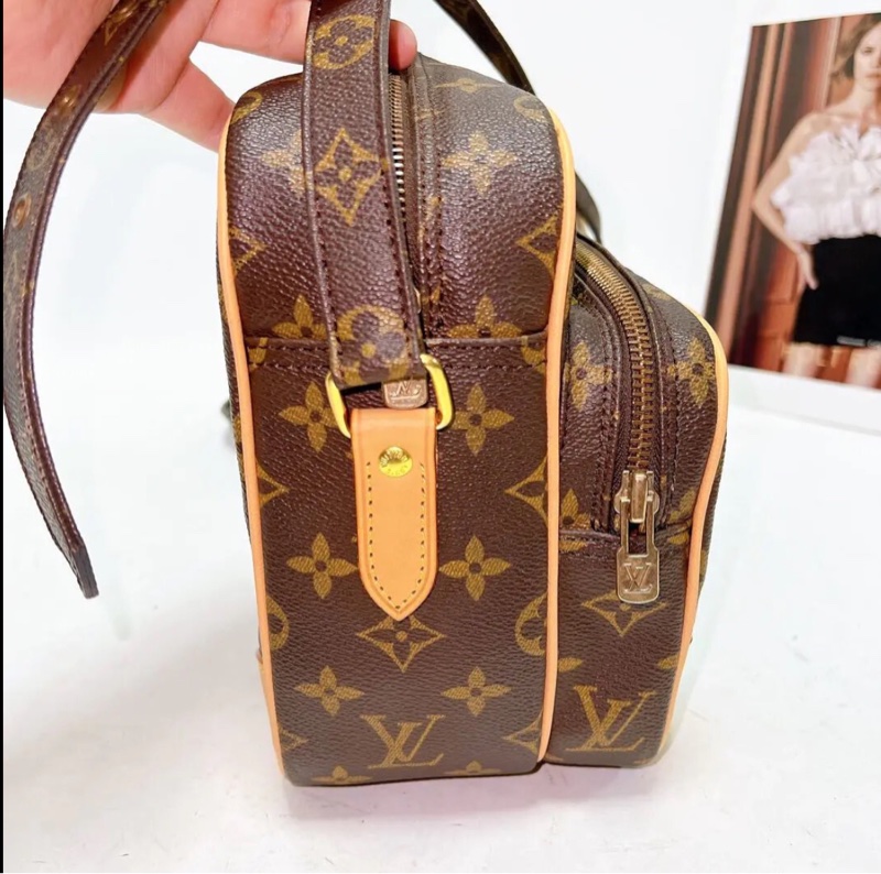 【90%✨全網最低價✨男士適用】LV Archive 老花雙層斜挎包橫版相機｜郵差包-2