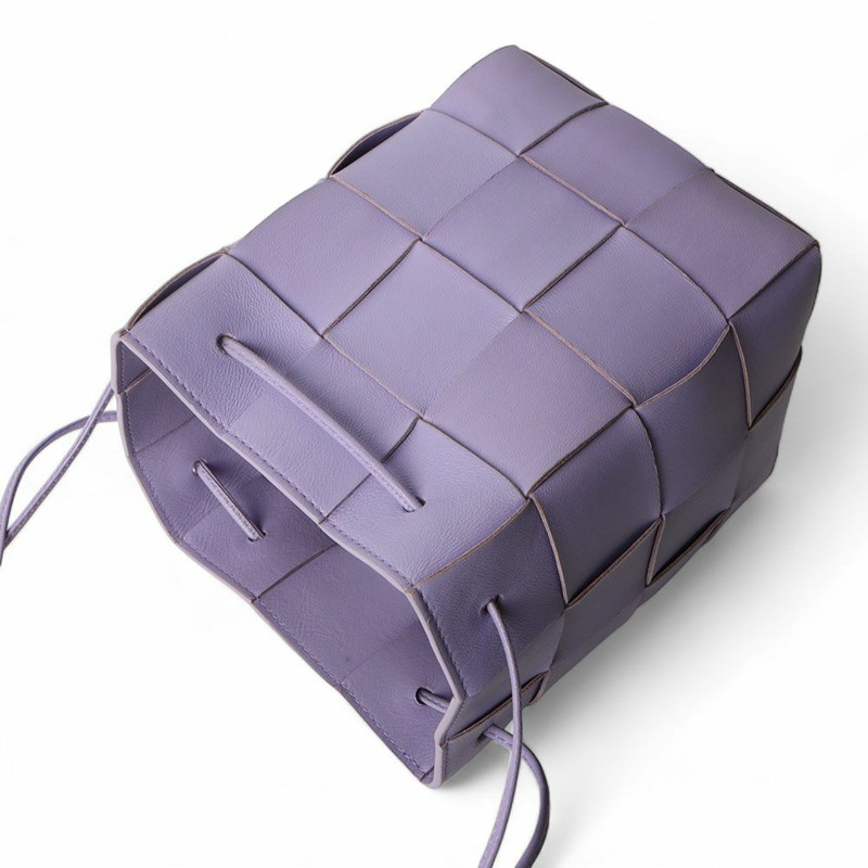 【包稅】BOTTEGA VENETA 小型卡帶桶包 680218 /-3