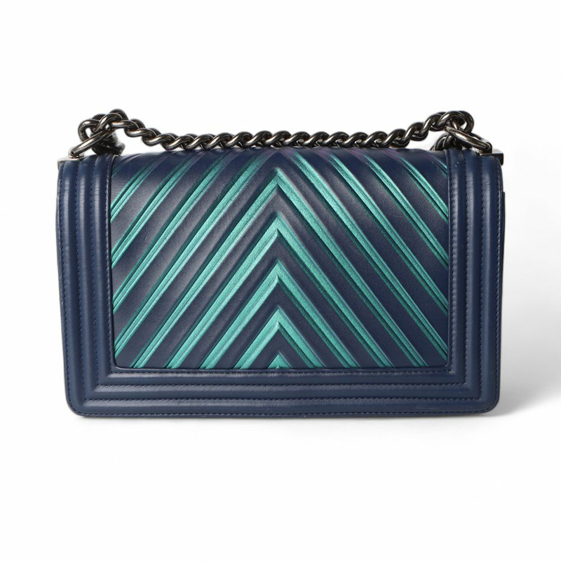 【包稅】CHANEL A67086 小牛皮人字紋 Boy 包 中號 銀色 32324--2