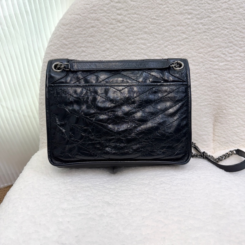 🩶聖羅蘭Niki YSL 黑色黑釦揉製牛皮復古銀鍊NIKI中號6331580-14