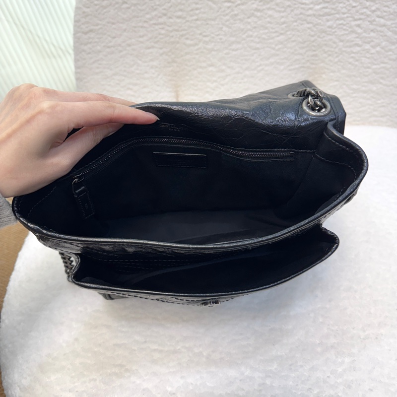 🩶聖羅蘭Niki YSL 黑色黑釦揉製牛皮復古銀鍊NIKI中號6331580-16