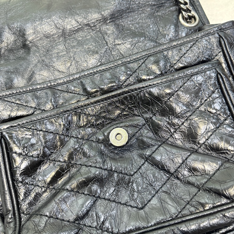 🩶聖羅蘭Niki YSL 黑色黑釦揉製牛皮復古銀鍊NIKI中號6331580-22