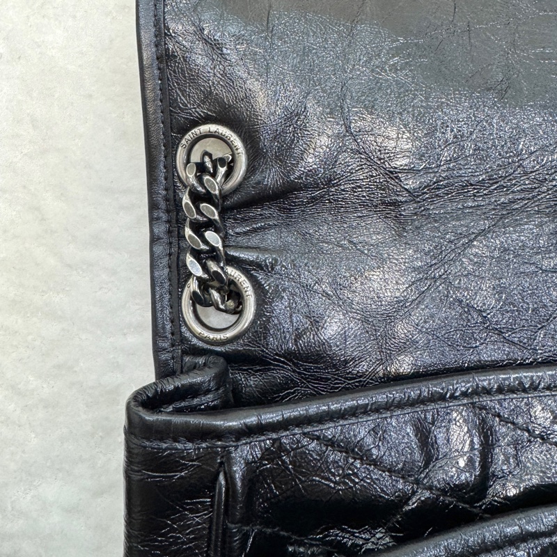 🩶聖羅蘭Niki YSL 黑色黑釦揉製牛皮復古銀鍊NIKI中號6331580-24