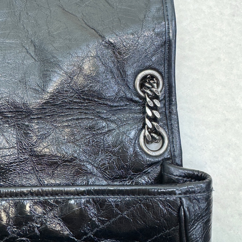 🩶聖羅蘭Niki YSL 黑色黑釦揉製牛皮復古銀鍊NIKI中號6331580-25