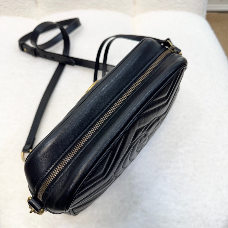 古馳marmot GUCCI黑金牛皮馬夢鏈條相機包24CM 447632-20