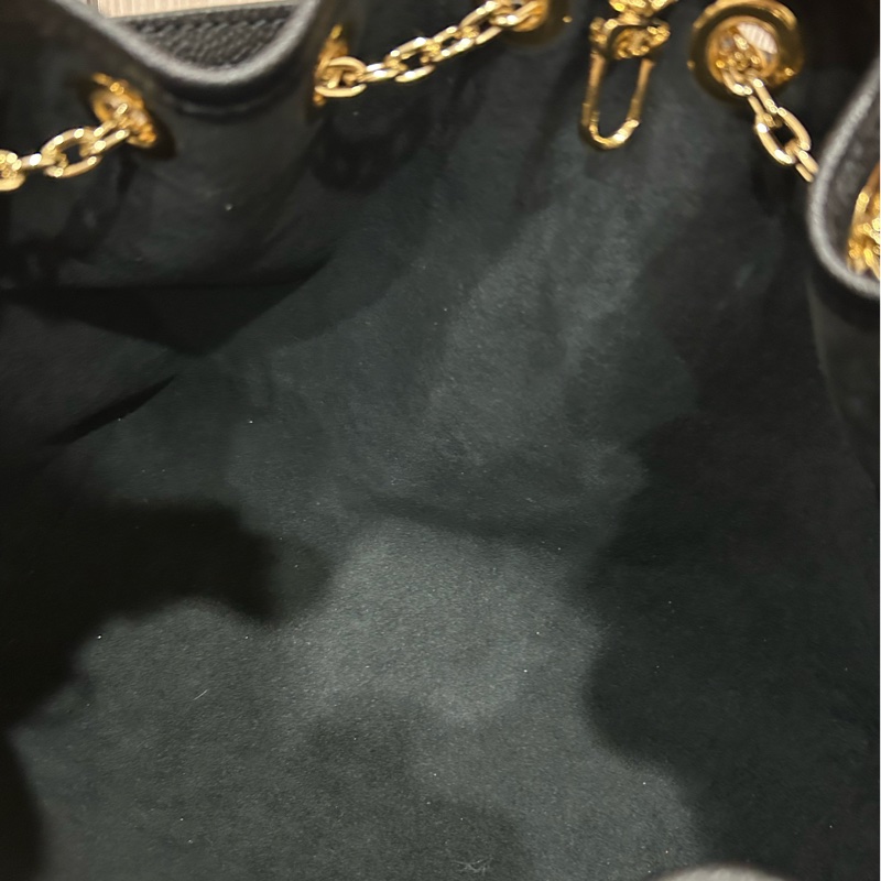 #近新 晶片款 Louis Vuitton Empreinte Monogram Giant LV Bundle黑色手提包 壓紋皮革-21