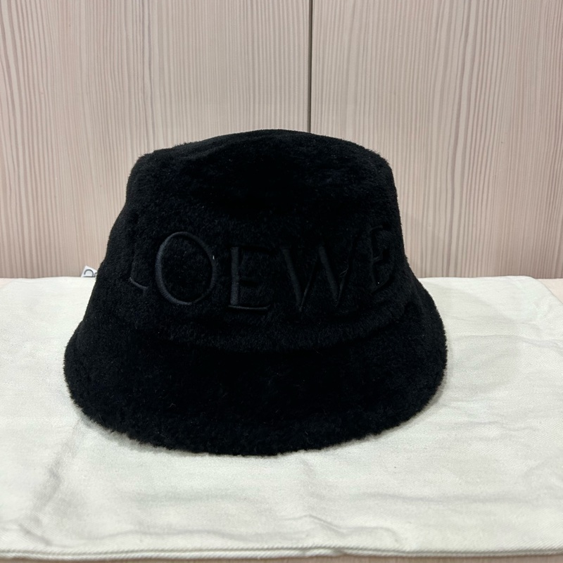 #全新 Loewe 刺繡品牌logo羊毛皮漁夫帽 羊皮皮草漁夫帽 尺碼57、59-10