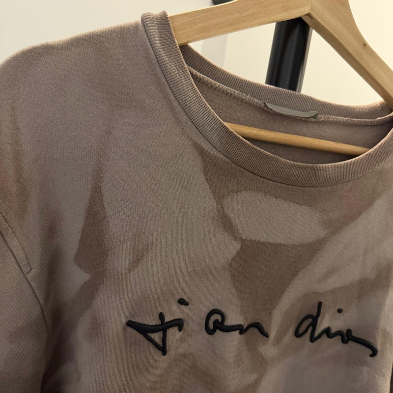 Dior 渲染灰棕草寫刺繡字母長袖衛衣/M-3