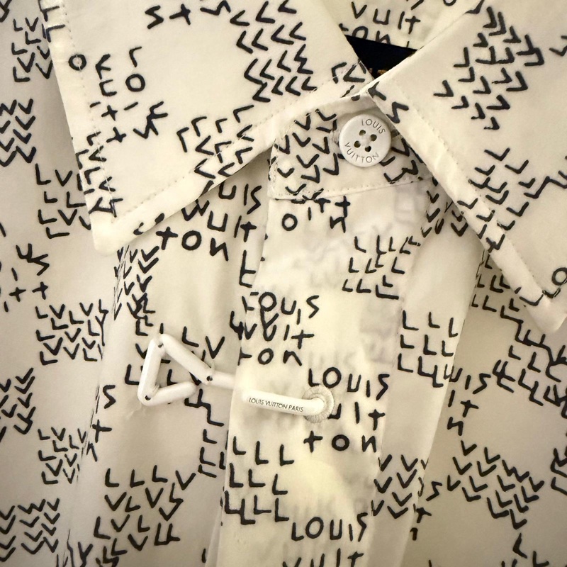 LV字母漸變白色長袖襯衫/M-13
