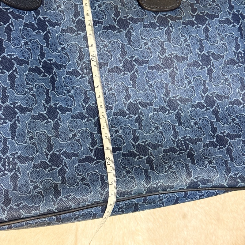 Celine 馬車老花滿版 never full小托特 防刮防潑水材質 可輕鬆上肩 自重蠻輕 平板 A4可放入-4