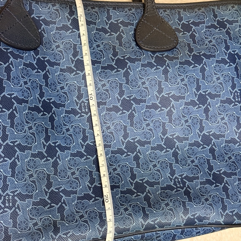 Celine 馬車老花滿版 never full小托特 防刮防潑水材質 可輕鬆上肩 自重蠻輕 平板 A4可放入-12