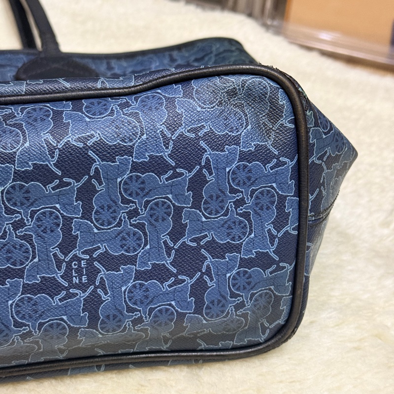 Celine 馬車老花滿版 never full小托特 防刮防潑水材質 可輕鬆上肩 自重蠻輕 平板 A4可放入-40