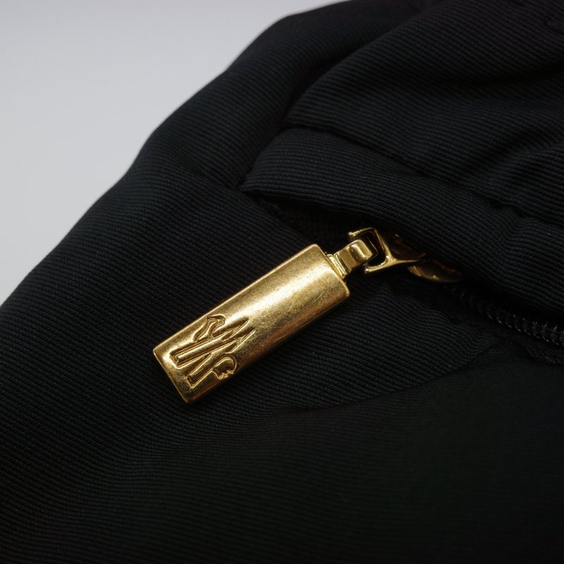 Moncler盟可睞 收腰外套 金色拉鍊 黑色 尼龍 金色拉鍊 羽絨服-11