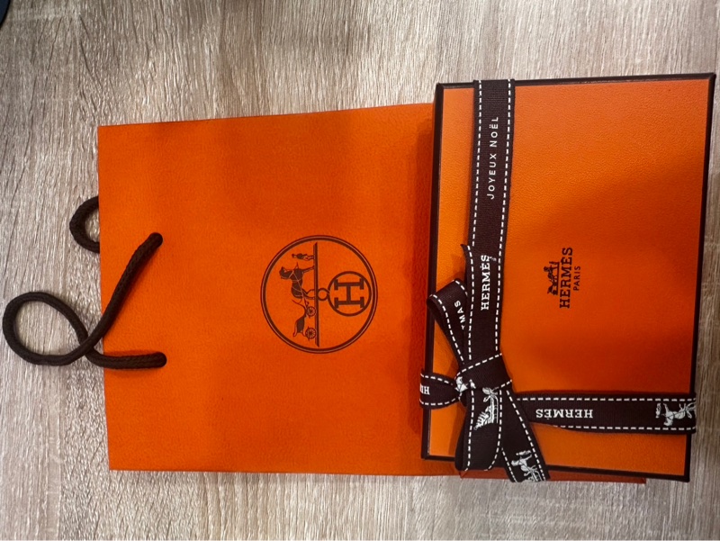 Hermes 愛馬仕 Calvi 卡包/卡片夾(大象灰 Etoupe x 牛皮 Epsom)全新 2025.12月購入-7