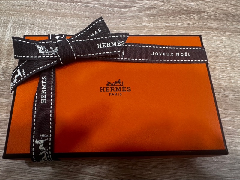 Hermes 愛馬仕 Calvi 卡包/卡片夾(大象灰 Etoupe x 牛皮 Epsom)全新 2025.12月購入-8