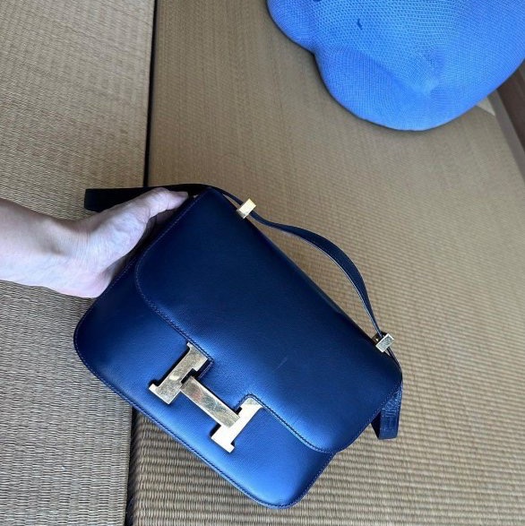 ❤️送Twilly❤️愛🐎人心中Hermes包款裏的太祖母—深藍金扣box 超值Hermès Constance (vintage)❤️-17