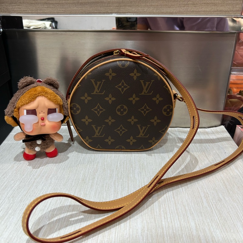 Lv Boite Chapeau Souple PM,M45578-0