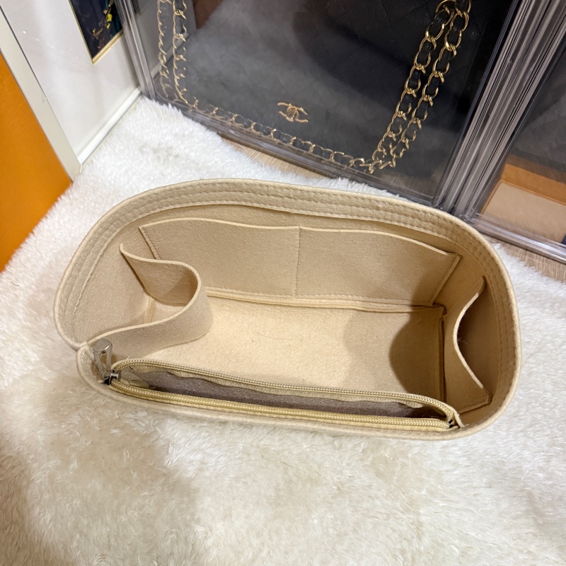 Celine 馬車老花滿版 小托特 上肩舒適 是好揹的🎁送內膽包 防刮防潑水材質 很耐用 自重蠻輕-9