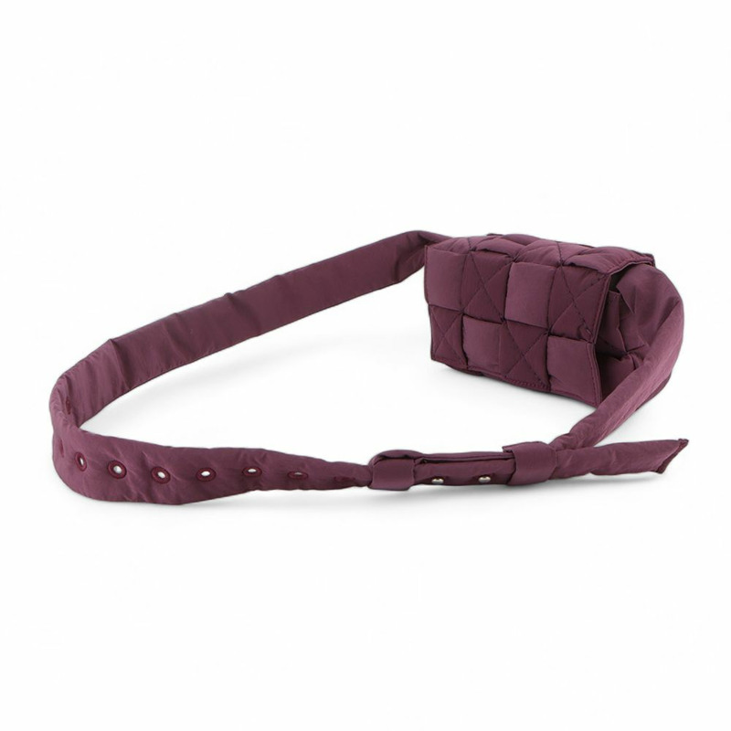 【包稅】BOTTEGA VENETA 帶襯墊的科技迷你卡帶腰包 679763-1