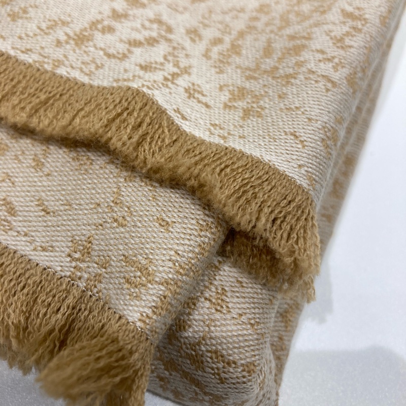 TW4634 CHANEL 香奈兒簡單CC字雙色圍巾160 X 140CM BIG ONE CC LOGO SCARF WOOL-12