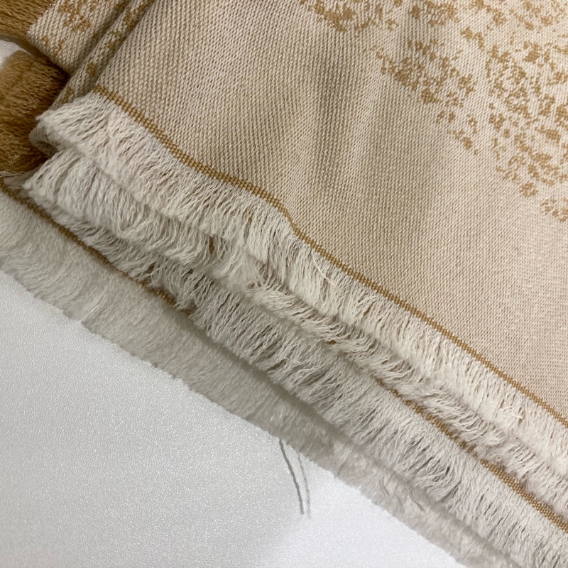 TW4634 CHANEL 香奈兒簡單CC字雙色圍巾160 X 140CM BIG ONE CC LOGO SCARF WOOL-16