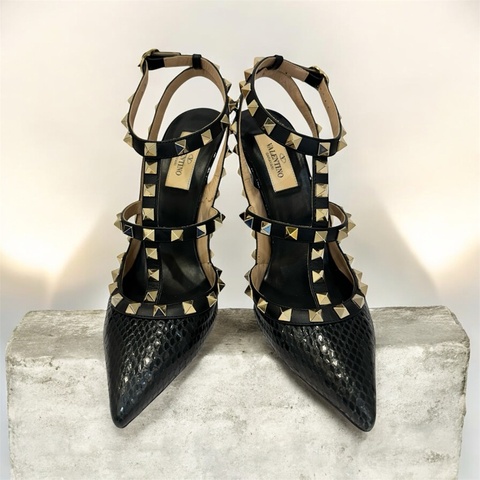 Valentino Rockstud  glossy Ayers Black Snakeskin Heels Size 37.5