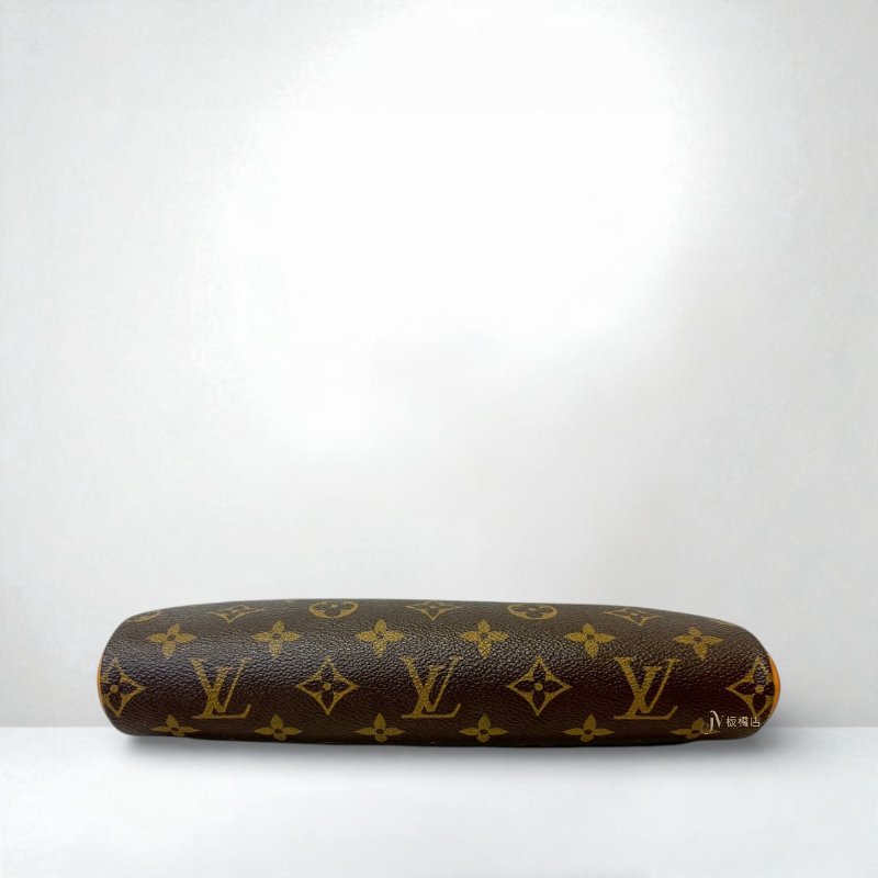 LV EVA 原花小金牌一字拉鍊金鍊包 M95567-4