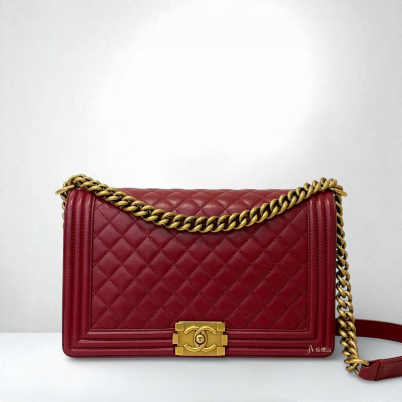 Chanel棗紅金釦羊皮菱格boy28/A92193-0