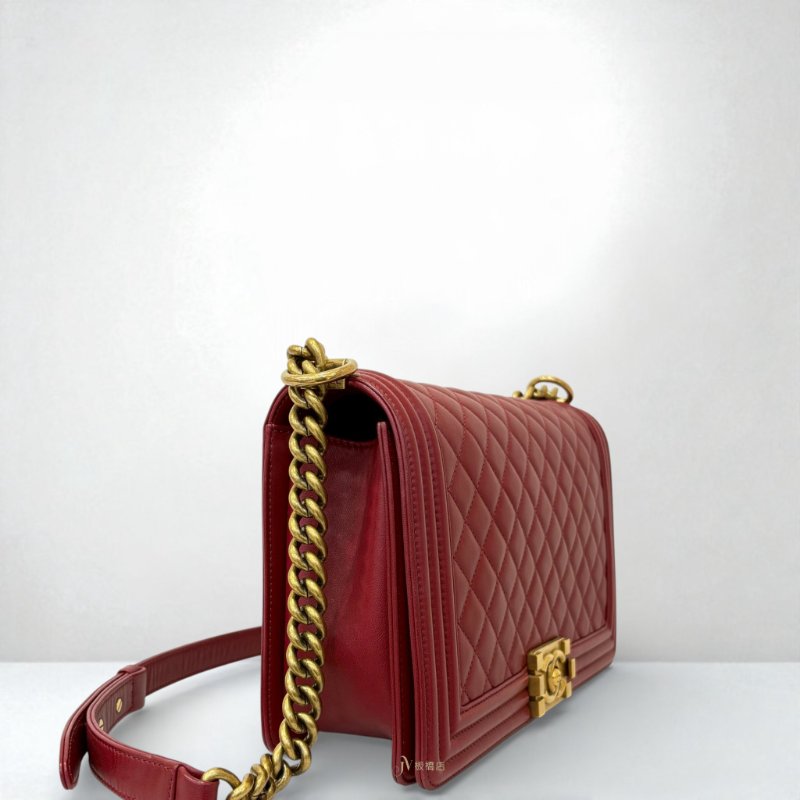 Chanel棗紅金釦羊皮菱格boy28/A92193-2