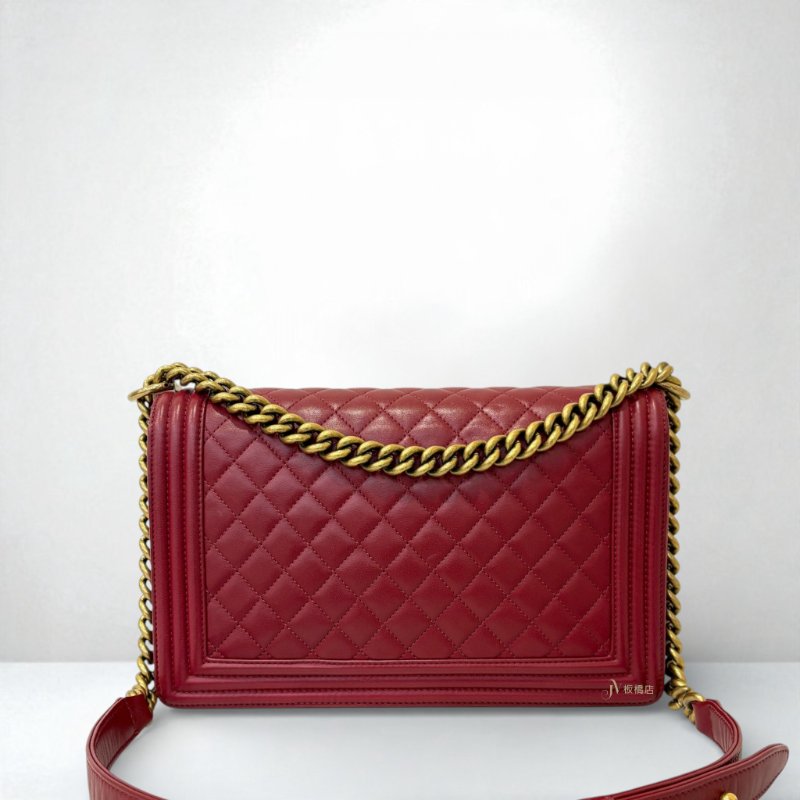 Chanel棗紅金釦羊皮菱格boy28/A92193-3